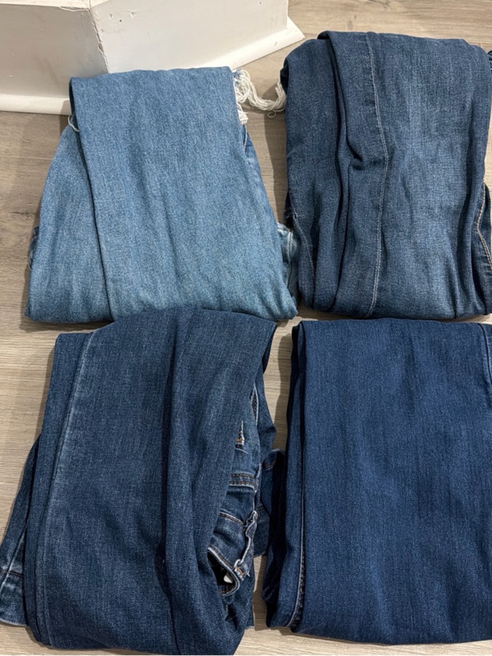 Forever 21 Women’s Boot Cut Jeans - Mixed Blue Washes